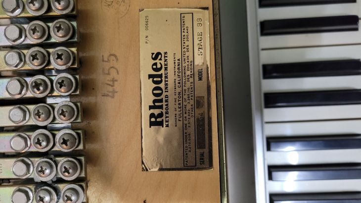 Rhodes Mark I Stage 88 1975 – 1979 - Imagen5