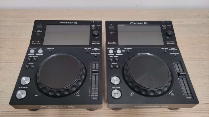 2x Pioneer XDJ-700 - Imagen por defecto