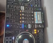 Pioneer Xdj Xz + Decksaver
 - Bild