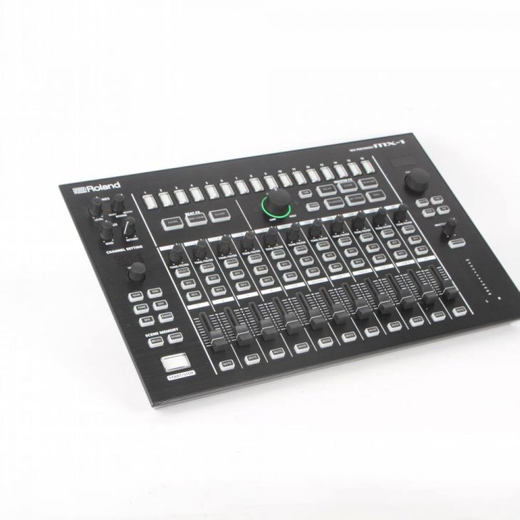 Roland MX-1 Mix Performer de segunda mano - Immagine2