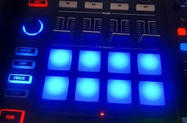 Traktor s8 - Imagen