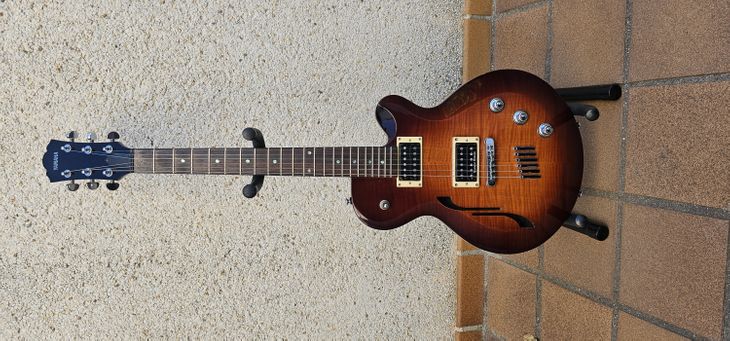 Guitarra eléctrica Yamaha AES620HB - Sunburst - Imagen por defecto