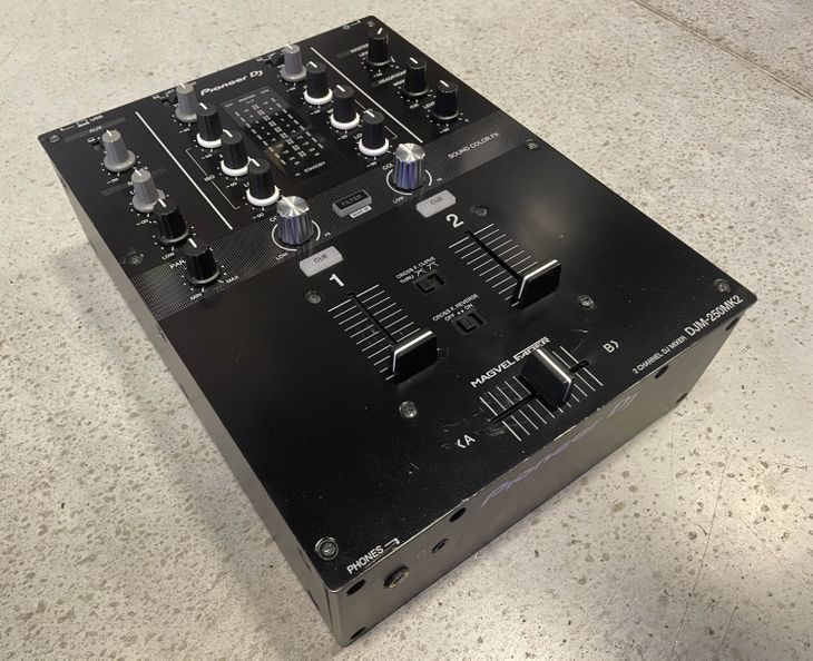 2x Pioneer CDJ-850 + DJM-250 MK2 - Imagen2