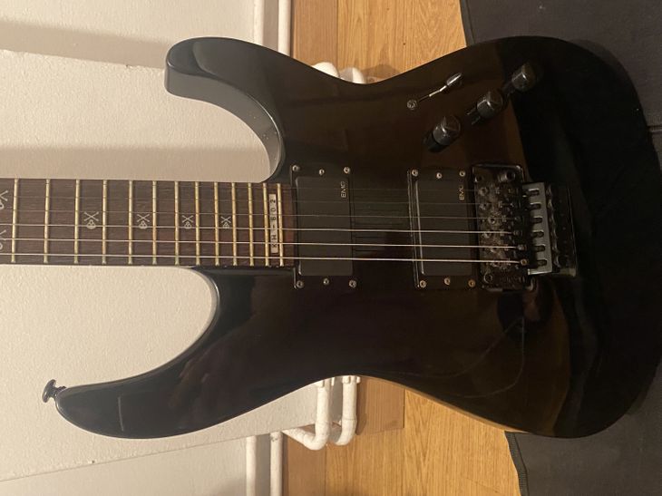 Vendo LTD KH-602 con Set EMG 81-85 - Bild3