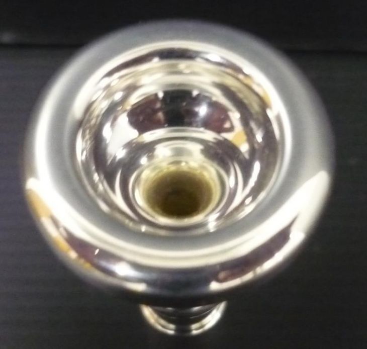 Boquilla de trompeta Breslmair G3 NUEVA - Imagen5