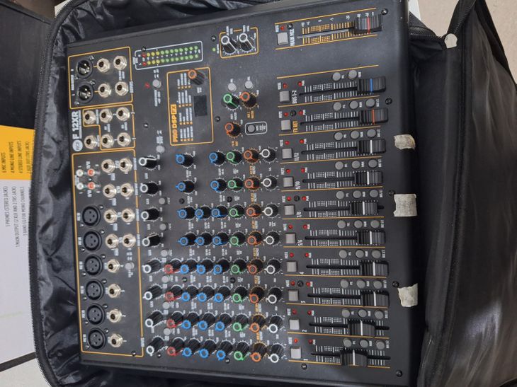 Mixer RCF come nuovo - Imagen por defecto