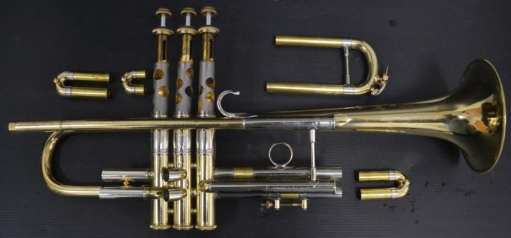 Trompeta Bach Stradivarius 43 MT VERNON - Immagine3