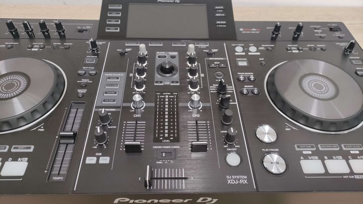 Pioneer DJ XDJ-RX con flightcase - Image3