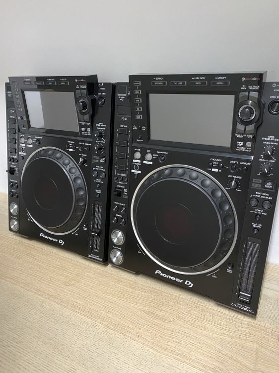 2x Pioneer DJ CDJ-2000 Nexus 2 - Image3