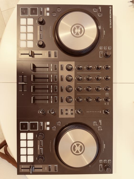 Traktor kontrol s3 - Imagen por defecto