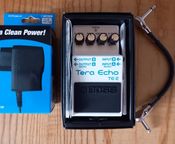 Boss TE2 pedal + transformer + jack cord
 - Image