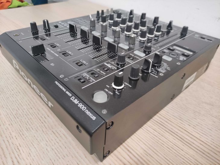 Pioneer DJ DJM-900 Nexus - Imagen3