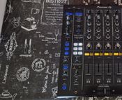 Pioneer DJM A9 + Decksaver
 - Bild