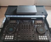 Controlador DJ Denon MCX 8000 y MAGMA
 - Imagen