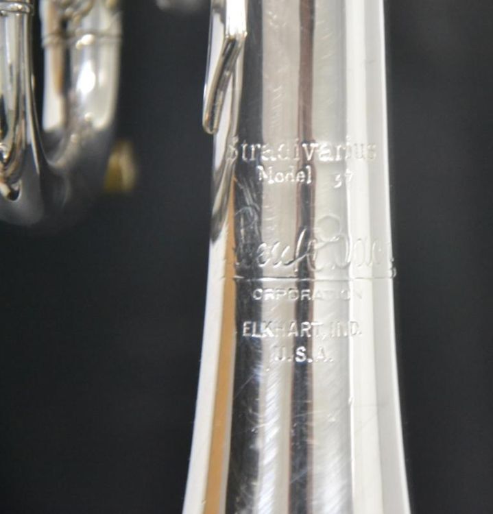 Trompeta Sib Bach Stradivarius 37 Corporation - Immagine4