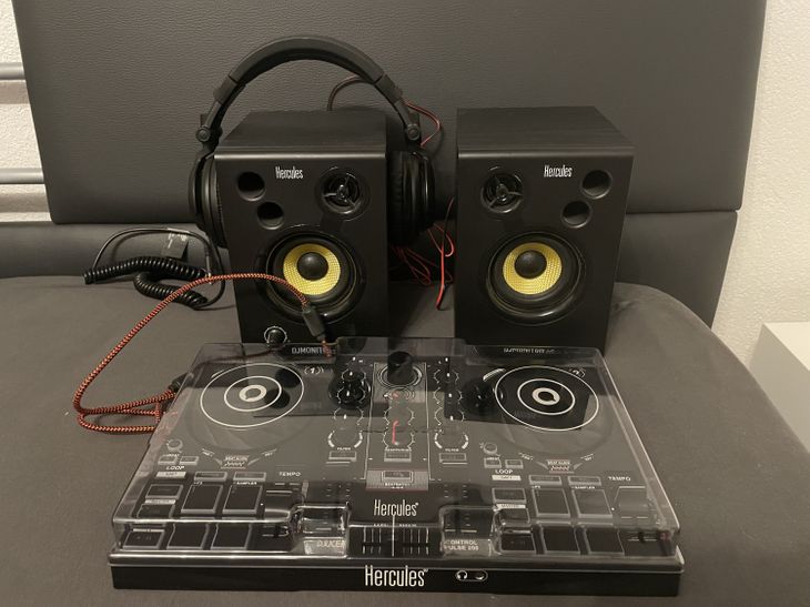 Hercules DJ Learning Kit MK2 - Imagen por defecto