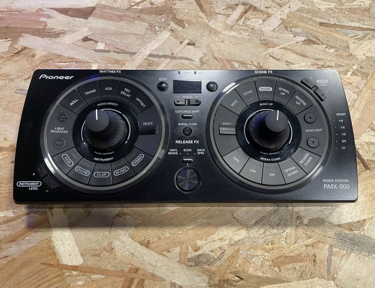 Pioneer RMX-500 - Imagen por defecto