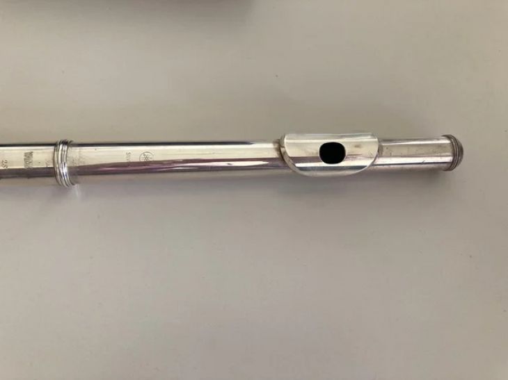 Flauta travesera Yamaha cabeza de plata - Imagen4