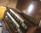 Órgano Hammond A-122 - Image