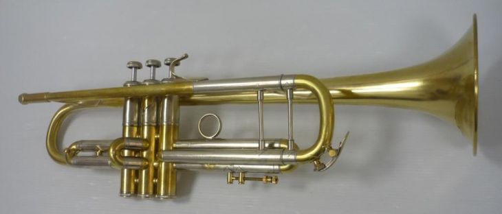 Trompeta Sib Bach Stradivarius 37 Corporation - Immagine3