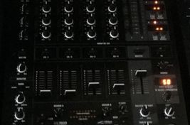BEHRINGER DJX900USB-MISCHER
 - Bild