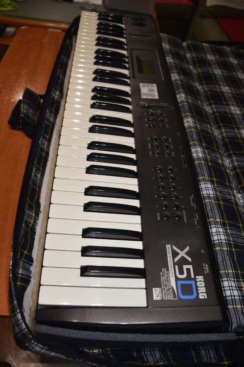 Teclado Korg X5D - Bild3