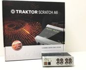 DJ Native Instruments Traktor Scratch A6
 - Bild