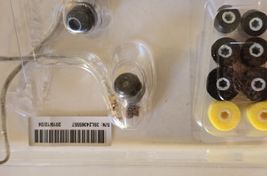 New!Without Box Shure 425 sound isolate earphones - Imagen