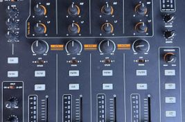 Allen & Heath Xone:43C DJ-mixer incl. Flightcase & - Image