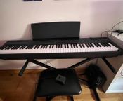 Piano Yamaha P-115
 - Image