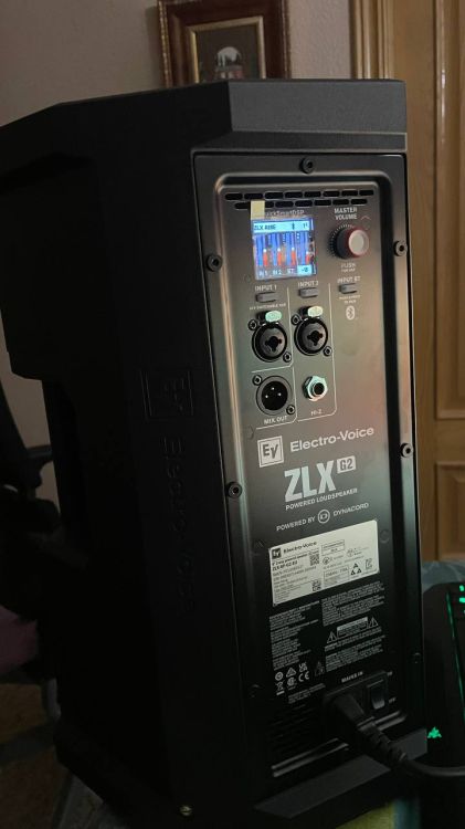 Electro Voice ZLX G2 - Imagen2