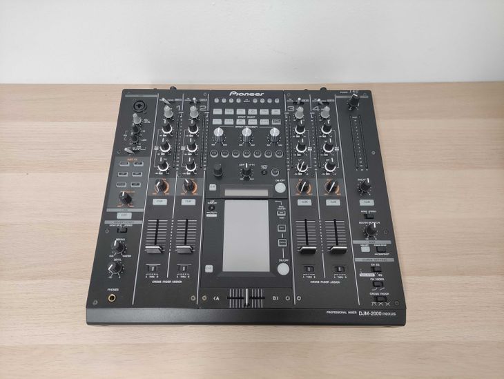 PIONEER DJ DJM-2000 NEXUS - Con Flightcase - Imagen por defecto