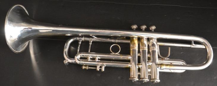 Trompeta Bach Stradivarius pabellón 43* Corp. - Imagen2