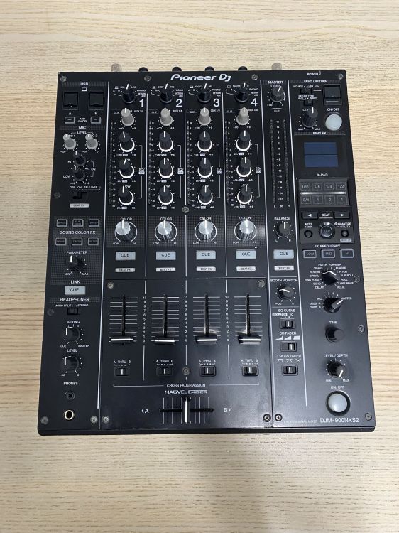 Pioneer DJ DJM900NXS2 + 2x CDJ2000NXS2 - Imagen2