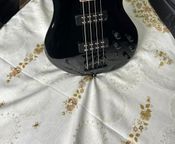 COMPLETE X SERIES SBX ELECTRIC BASS
 - Image