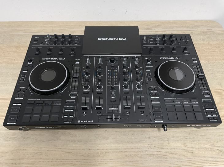 Denon DJ Prime 4+ - Imagen por defecto