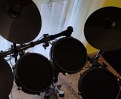 electronic drum
 - Image