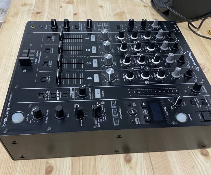 Pioneer DJ DJM-750MK2 - Immagine4