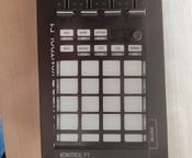 Traktor Kontrol F1
 - Immagine