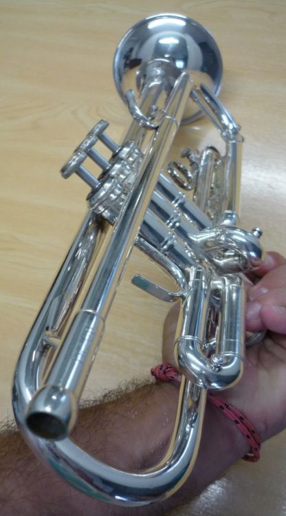 Trompeta Sib Bach Tr 200 Plateada - Imagen5