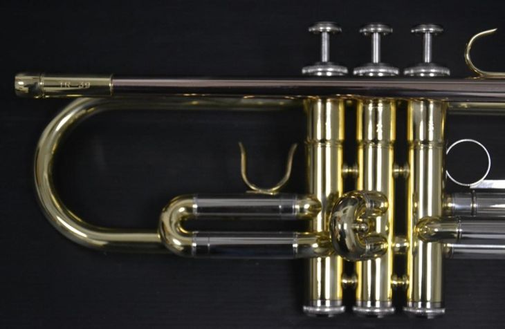 Trompeta Sib Classic TR39 lacada NUEVA - Image4