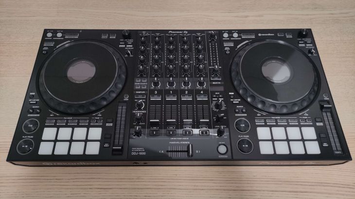 Pioneer DJ DDJ-1000 - Imagen por defecto