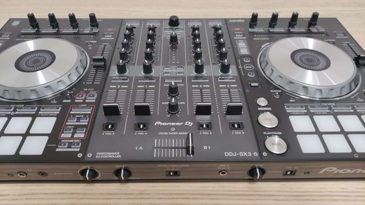 Pioneer DJ DDJ-SX3 - Image3