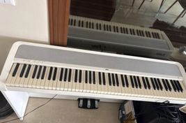 PIANO DIGITAL KORG B2+SP BLANCO - Imagen