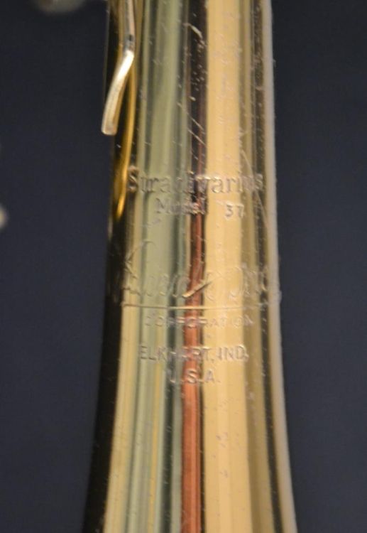 Trompeta Sib Bach Stradivarius 37 Corporation - Imagen4