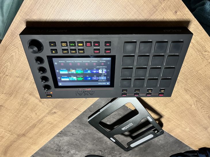 MPC LIVE AVEC DECK ET SD 256go AVEC EXPANSIONS - Immagine2