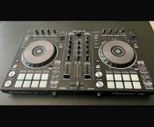 PIonner DDJ-RR with flightcase
 - Image