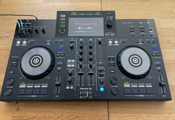 Mixer Pioneer XDJ-RR con estuche Magma - Bild2