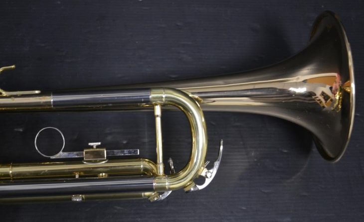 Trompeta Sib Yamaha 4320GE lacada - Imagen5