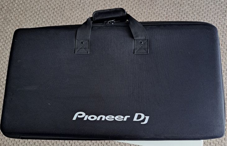 PIONEER DDJ 1000 + Desksaver + EVA CASE original - Imagen por defecto